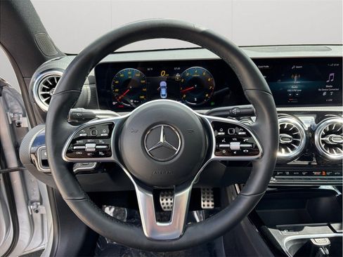 Used 2023 Mercedes-Benz CLA 250 4MATIC image 25