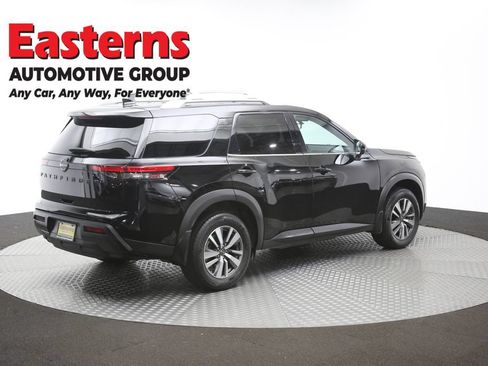 Used 2023 Nissan Pathfinder SL w/ Lighting Package (N92) AWD/4WD image 42