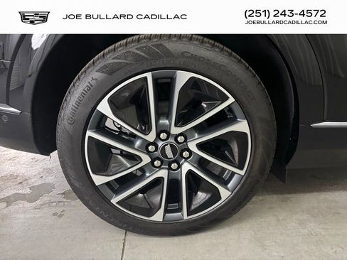 New 2025 Cadillac Optiq Sport 1 w/ LPO, Floor Liner Package image 15