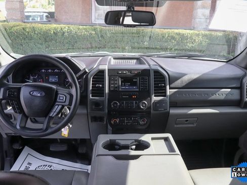 Used 2018 Ford F550 2WD Crew Cab Super Duty image 20