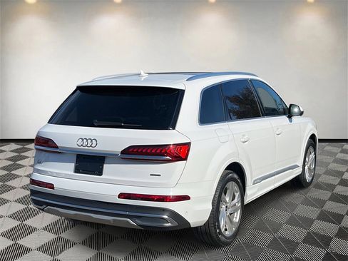 Used 2022 Audi Q7 3.0T Premium Plus image 3