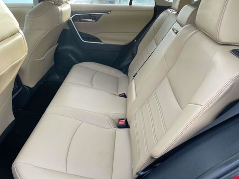 Used 2025 Toyota RAV4 XLE Premium FWD image 16