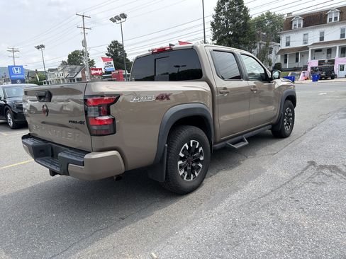 Used 2024 Nissan Frontier PRO-4X w/ Pro Convenience Package AWD/4WD image 6