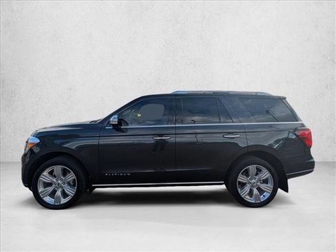 Used 2023 Ford Expedition Platinum image 9