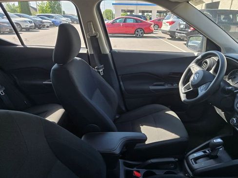 Used 2024 Nissan Kicks S image 4