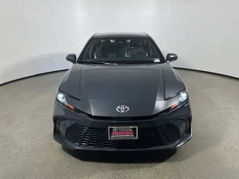 Certified 2025 Toyota Camry SE FWD image 8