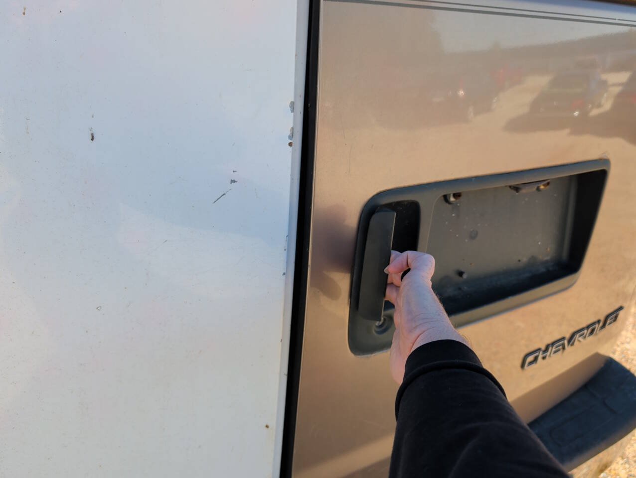 Used 2008 Chevrolet Express 3500 Extended Passenger w/ LT Preferred Equipment Group RWD image 24