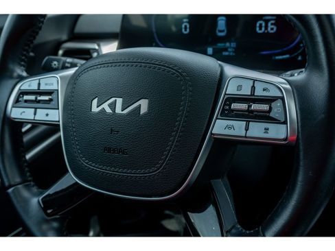 Used 2025 Kia Telluride S AWD/4WD image 31