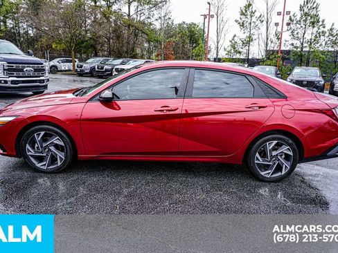 Used 2025 Hyundai Elantra Sport image 6