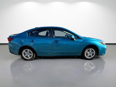 Used 2018 Subaru Impreza 2.0i Premium image 2