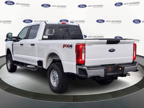 New 2026 Ford F250 XL w/ XL Off-Road Package image 3