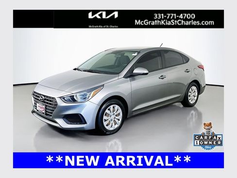 Used 2022 Hyundai Accent SE FWD image 1