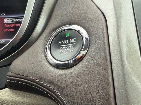 Used 2017 Ford Fusion Platinum image 19