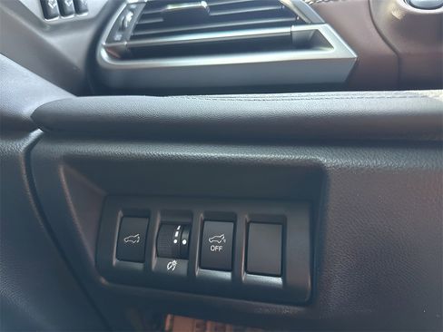 Used 2022 Subaru Outback Touring XT image 22