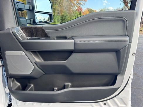 New 2026 Ford F350 Lariat image 15