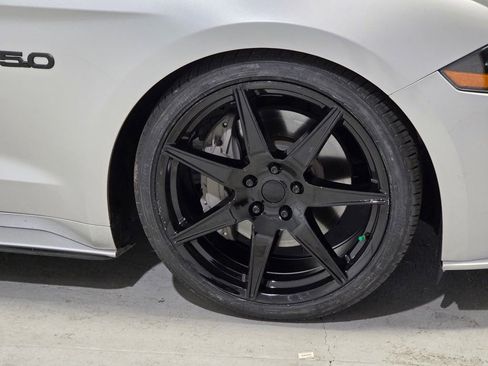 Used 2018 Ford Mustang GT image 11