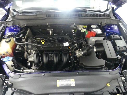 Used 2016 Ford Fusion SE image 12