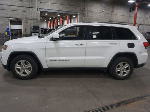 Used 2014 Jeep Grand Cherokee Laredo w/ Quick Order Package 23E image 15