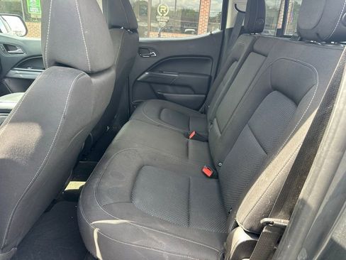 Used 2017 Chevrolet Colorado LT w/ LT Convenience Package image 14