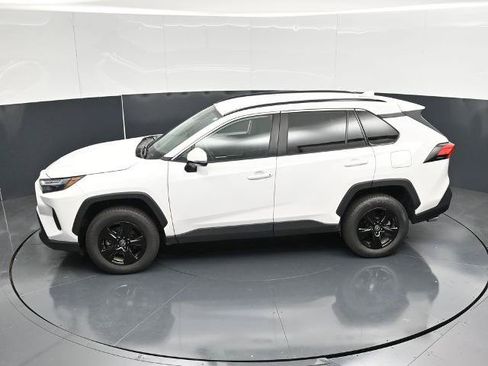 Used 2024 Toyota RAV4 XLE w/ Weather Package AWD/4WD image 38