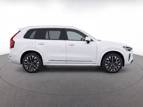 Certified 2026 Volvo XC90 B6 Plus AWD/4WD image 8