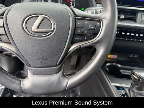 Used 2023 Lexus UX 250h AWD w/ Premium Package image 11