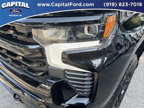 Used 2025 Chevrolet Silverado 1500 LT Trail Boss AWD/4WD image 11