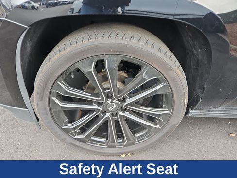 Used 2020 Cadillac Escalade Premium Luxury image 8