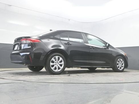 Used 2023 Toyota Corolla LE FWD image 30
