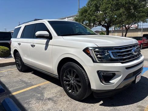 Used 2019 Ford Expedition Limited w/ Equipment Group 301A RWD image 7