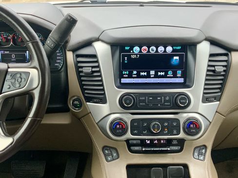 Used 2019 GMC Yukon XL SLT w/ Open Road Package image 44