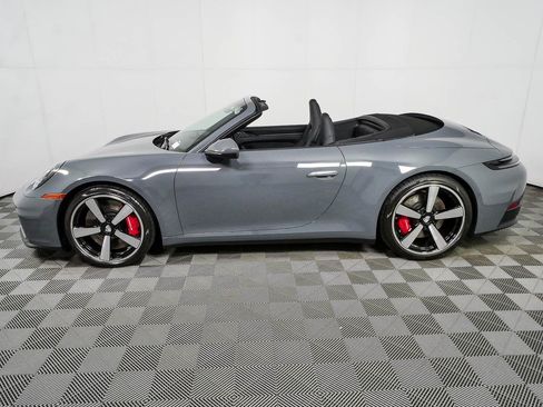 Certified 2026 Porsche 911 Carrera 4S AWD/4WD image 36