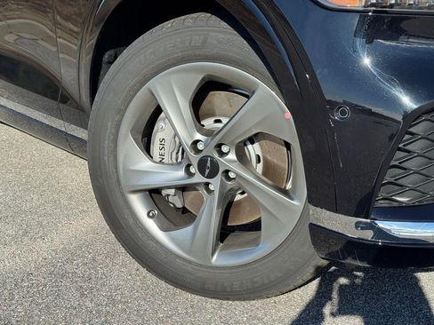 New 2026 Genesis GV70 2.5T Advanced image 5