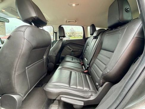 Used 2017 Ford Escape Titanium image 13