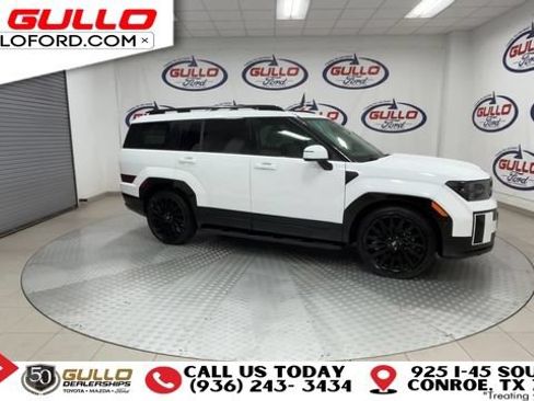 Used 2025 Hyundai Santa Fe Calligraphy AWD/4WD image 3