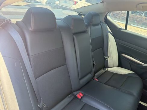 Used 2022 Nissan Altima 2.5 SR FWD image 22