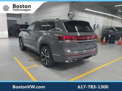 New 2025 Volkswagen Atlas SEL Premium R-Line