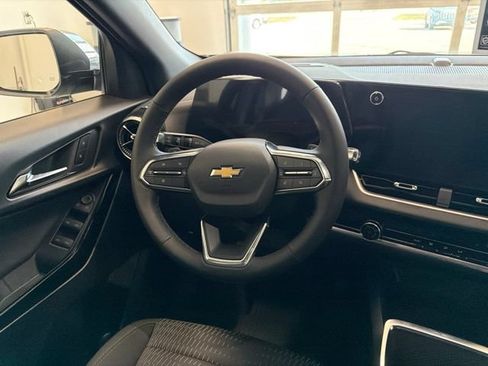New 2027 Chevrolet Equinox LT AWD/4WD image 31