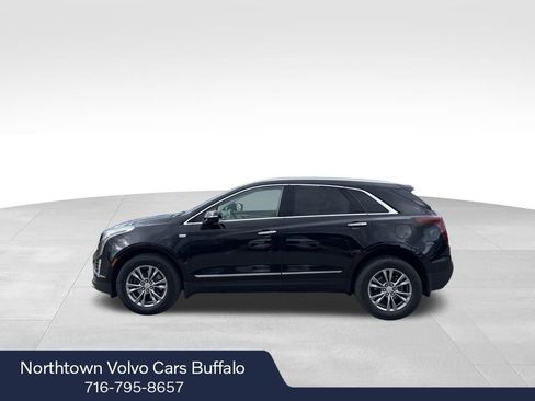 Used 2021 Cadillac XT5 Premium Luxury AWD/4WD image 2