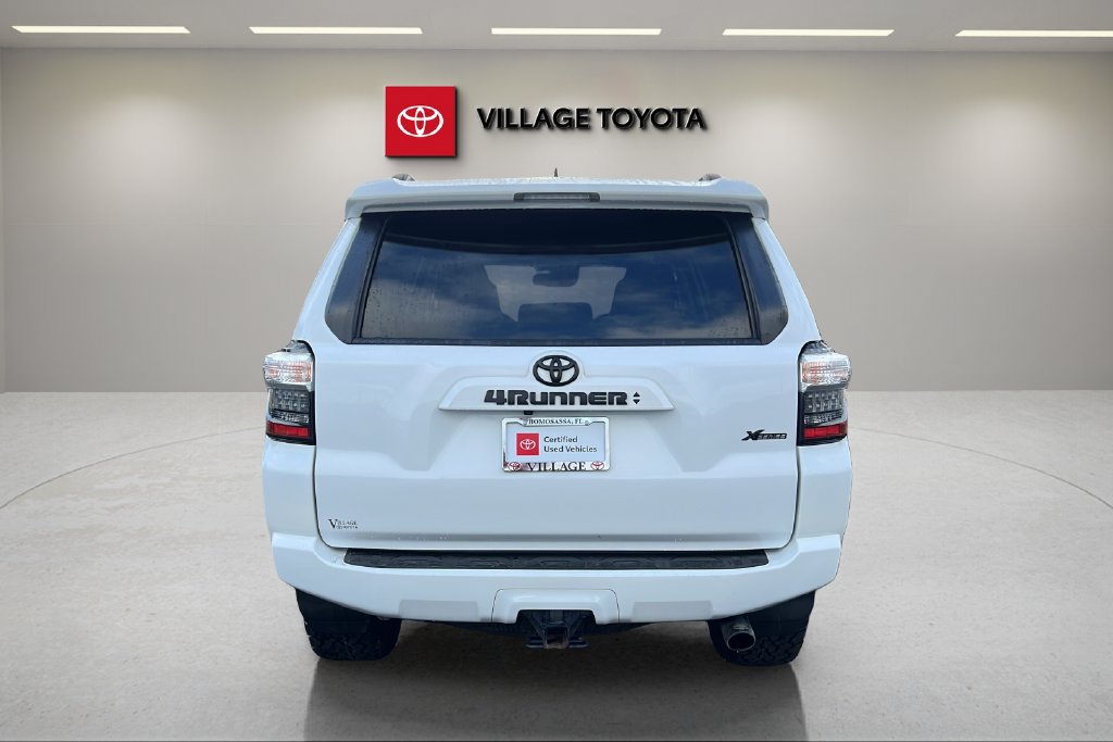 Certified 2024 Toyota 4Runner SR5 Premium w/ Moonroof Package AWD/4WD image 4