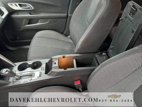 Used 2017 Chevrolet Equinox LT image 14