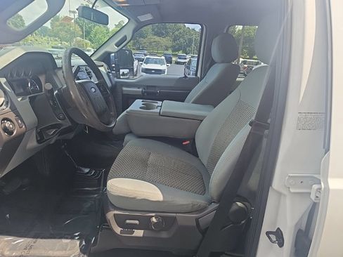 Used 2016 Ford F350 XLT w/ XLT Value Package AWD/4WD image 9
