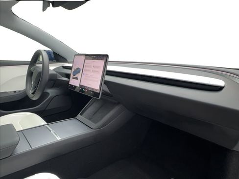 Used 2025 Tesla Model 3 Long Range AWD/4WD image 31