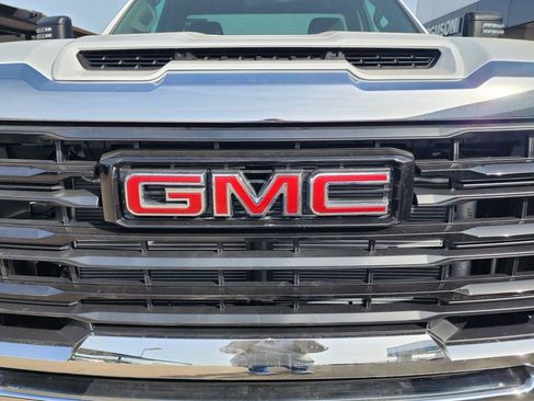 New 2026 GMC Sierra 3500 Pro w/ Convenience Package AWD/4WD image 9