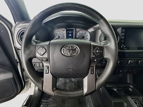 Certified 2022 Toyota Tacoma TRD Off-Road w/ Technology Package RWD image 13