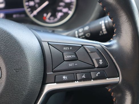 Used 2022 Nissan Sentra SR w/ Electronics Package FWD image 13
