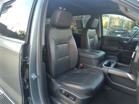 Used 2020 GMC Sierra 1500 SLT image 25