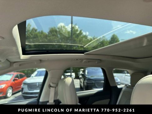Used 2020 Lincoln Corsair FWD w/ Premium Package image 31