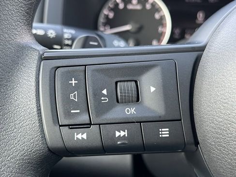 Certified 2025 Nissan Pathfinder S image 17