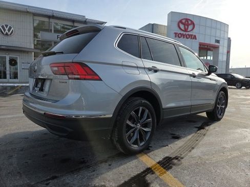 Used 2022 Volkswagen Tiguan SE image 7